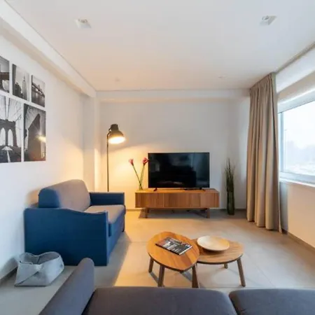 Wonderful Two Bedroom At Limpertsberg With Parking, Near Tram *